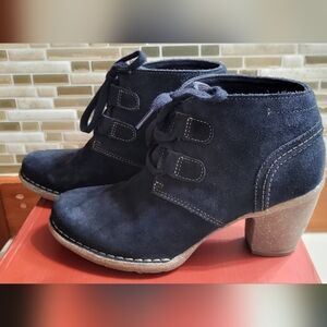 Clarks Women's Dark Blue Lace Up Boots
